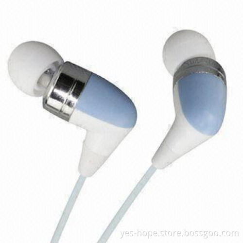 Retractable Earphones with Digital Stereo Sound and 100dB Sensitivity